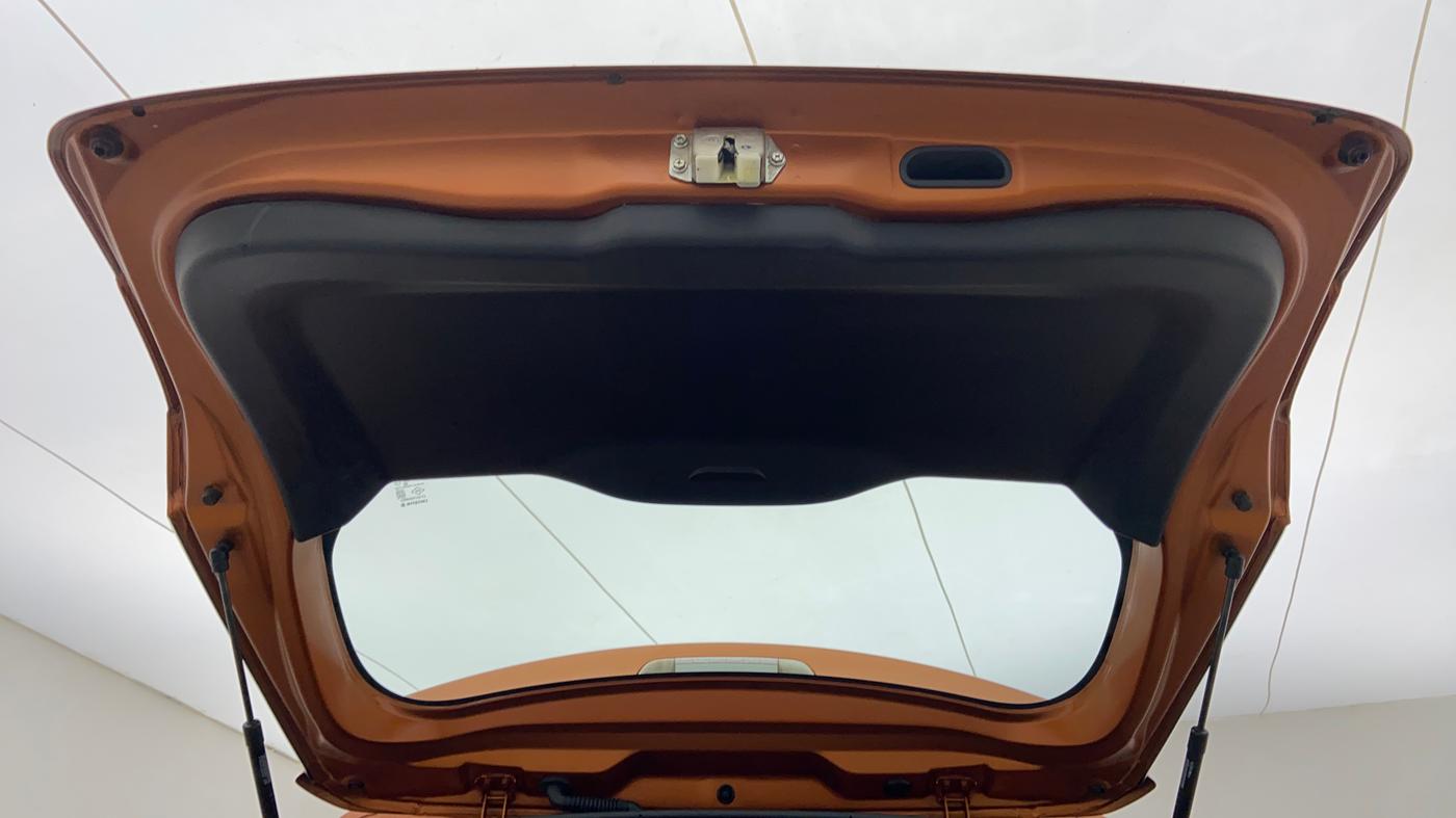 2019 Maruti Vitara Brezza VDI AMT, Diesel, Automatic, 57,147 km, Boot Door Open