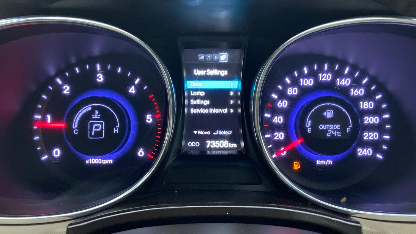 2014 Hyundai Santa Fe 4WD AT, Diesel, Automatic, 73,735 km, Odometer Image