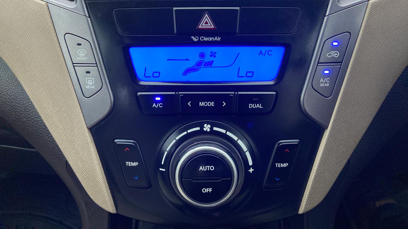 2014 Hyundai Santa Fe 4WD AT, Diesel, Automatic, 73,735 km, Automatic Climate Control