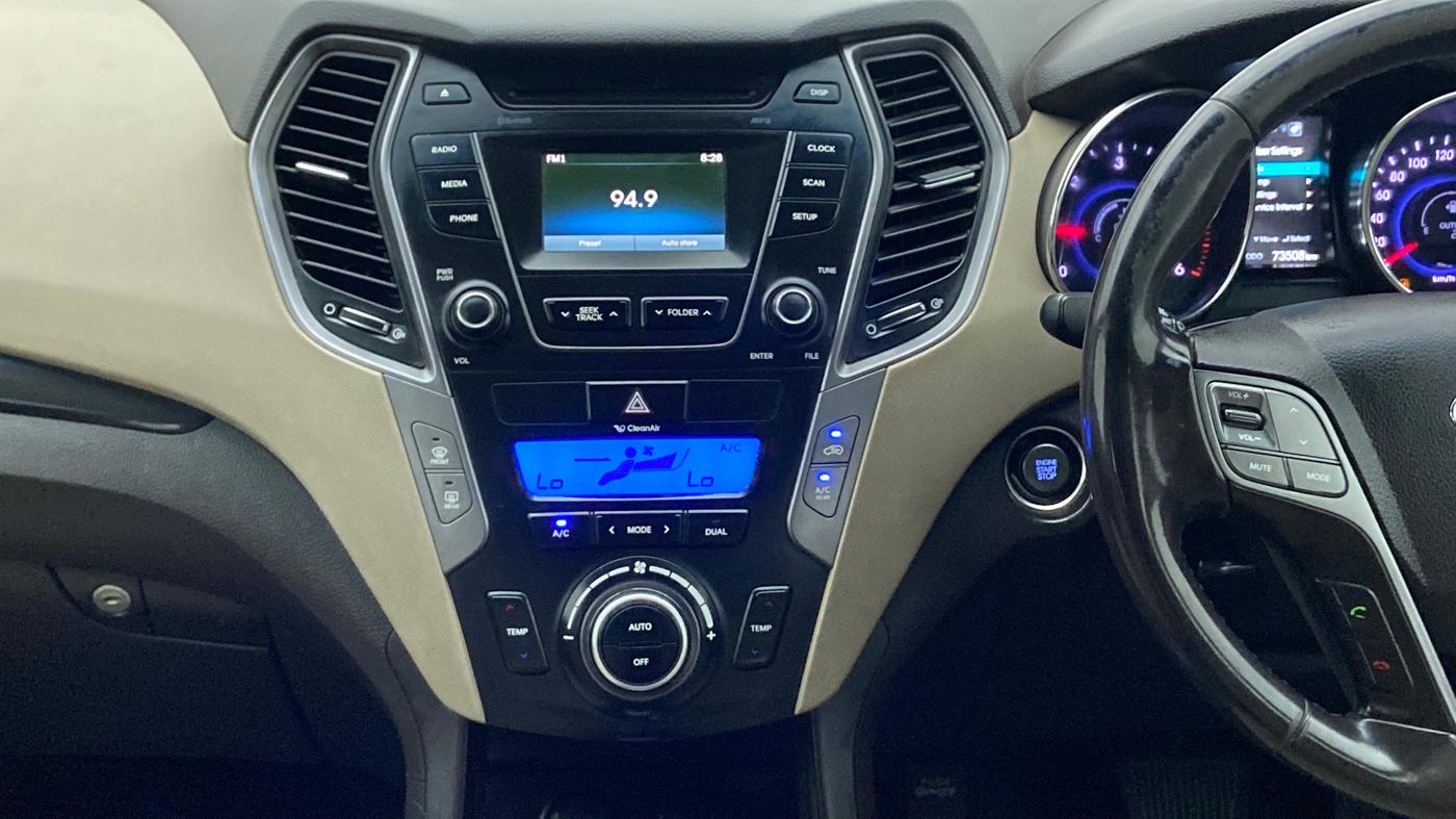2014 Hyundai Santa Fe 4WD AT, Diesel, Automatic, 73,735 km, Air Conditioner