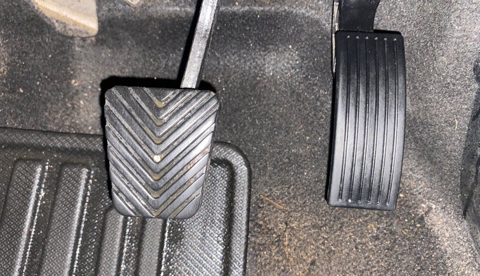 2021 KIA SONET HTX 1.0 IMT, Petrol, Manual, 39,116 km, Pedals