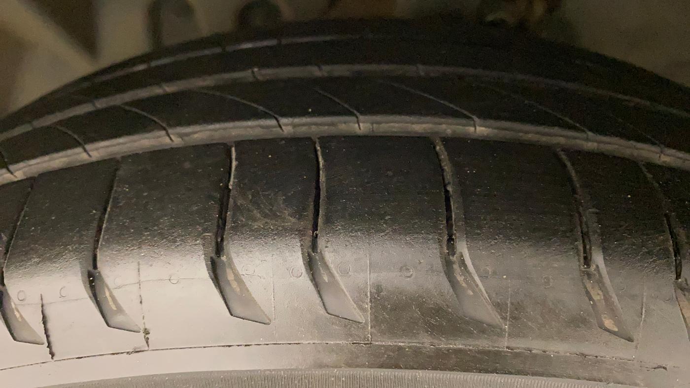 2016 Ford Ecosport TITANIUM 1.5L PETROL AT, Petrol, Automatic, 84,589 km, Left Front Tyre Tread