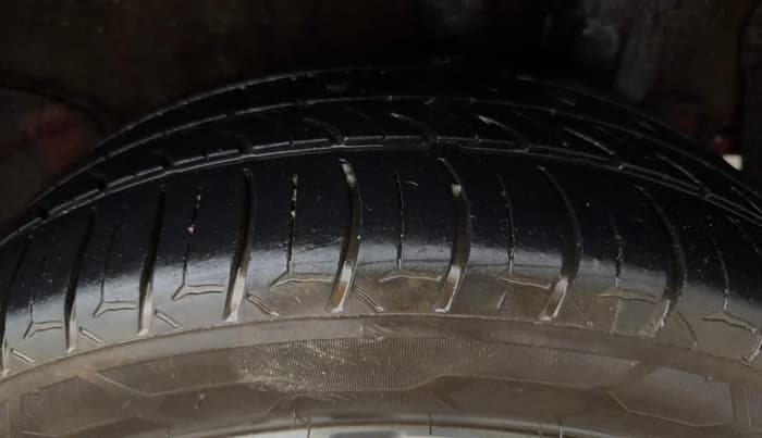 2020 Hyundai NEW I20 ASTA 1.2 MT, Petrol, Manual, 87,129 km, Left Rear Tyre Tread