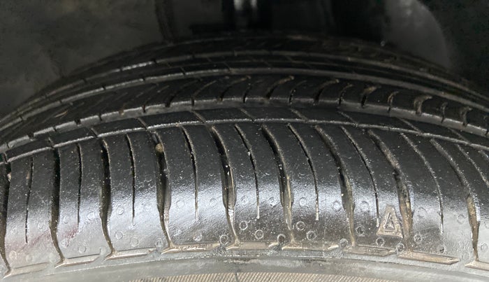 2021 Hyundai NEW I20 ASTA (O) 1.2 MT, Petrol, Manual, 2,966 km, Right Front Tyre Tread