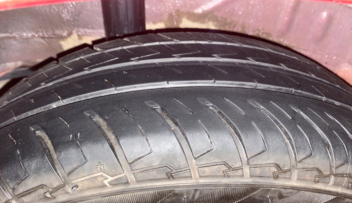 2020 Honda Amaze 1.2L I-VTEC V, Petrol, Manual, 79,881 km, Right Rear Tyre Tread