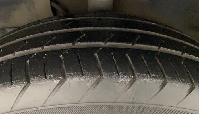 2021 Maruti Celerio ZXI PLUS AGS, Petrol, Automatic, 25,548 km, Left Front Tyre Tread