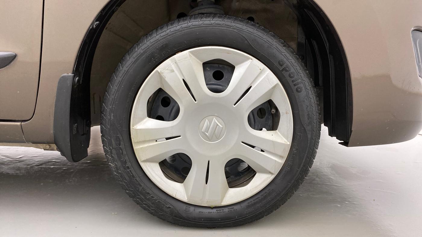 2015 Maruti Wagon R 1.0 VXI, Petrol, Manual, 29,801 km, Right Front Wheel