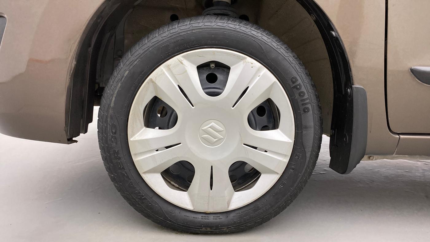 2015 Maruti Wagon R 1.0 VXI, Petrol, Manual, 29,801 km, Left Front Wheel