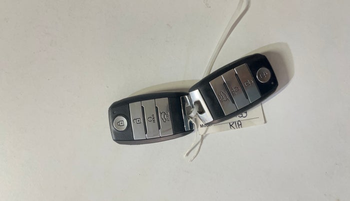 2021 KIA SELTOS HTX IVT 1.5 PETROL, Petrol, Automatic, 60,263 km, Key Close Up