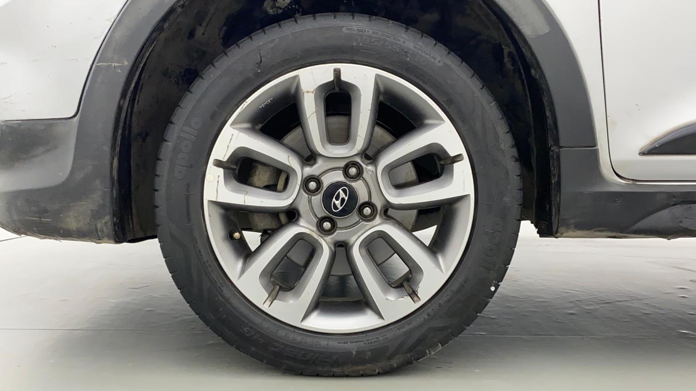 2015 Hyundai i20 Active 1.2 S, CNG, Manual, 94,805 km, Left Front Wheel