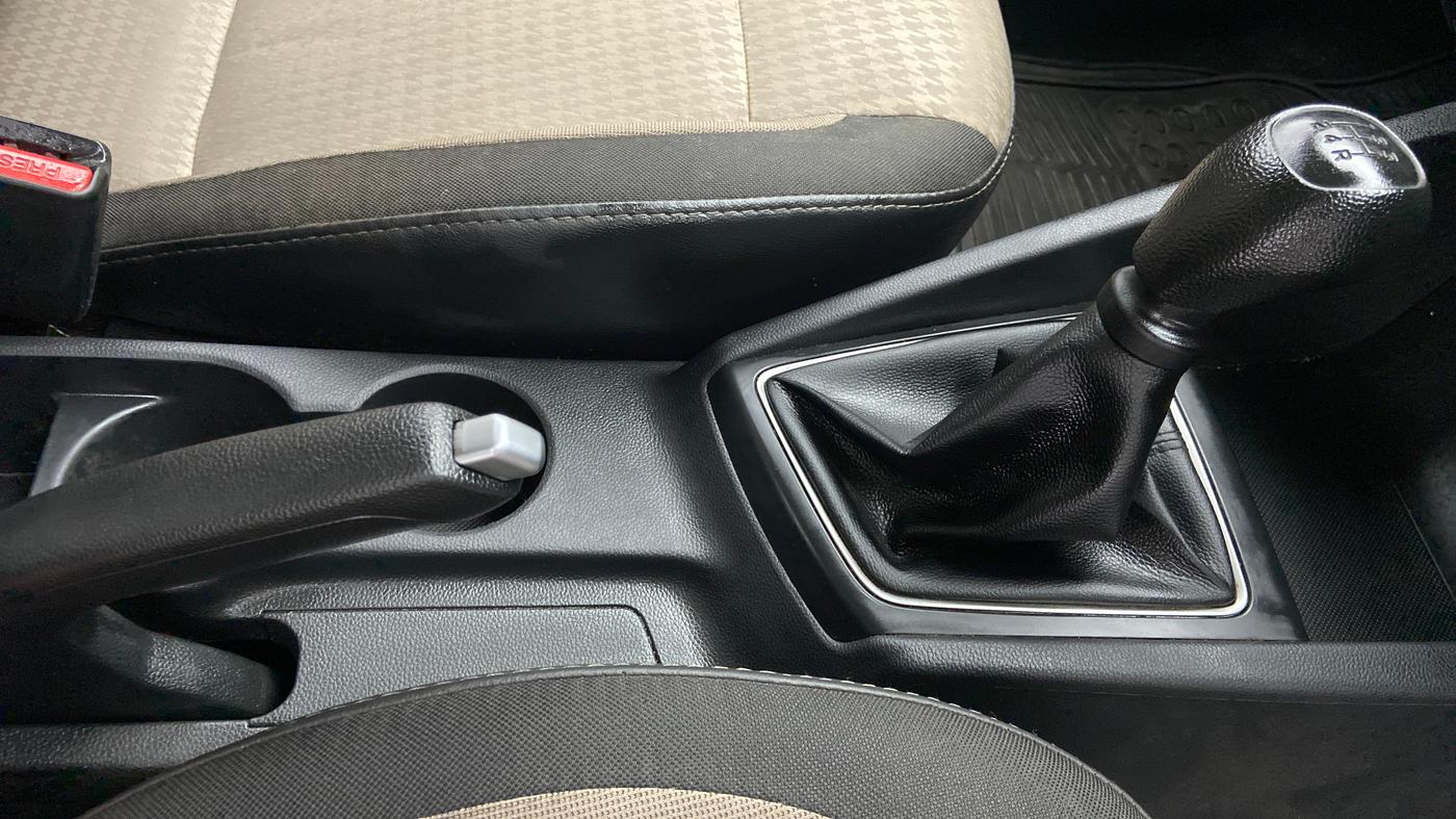 2019 Hyundai Elite i20 ERA 1.2, Petrol, Manual, 21,543 km, Gear Lever