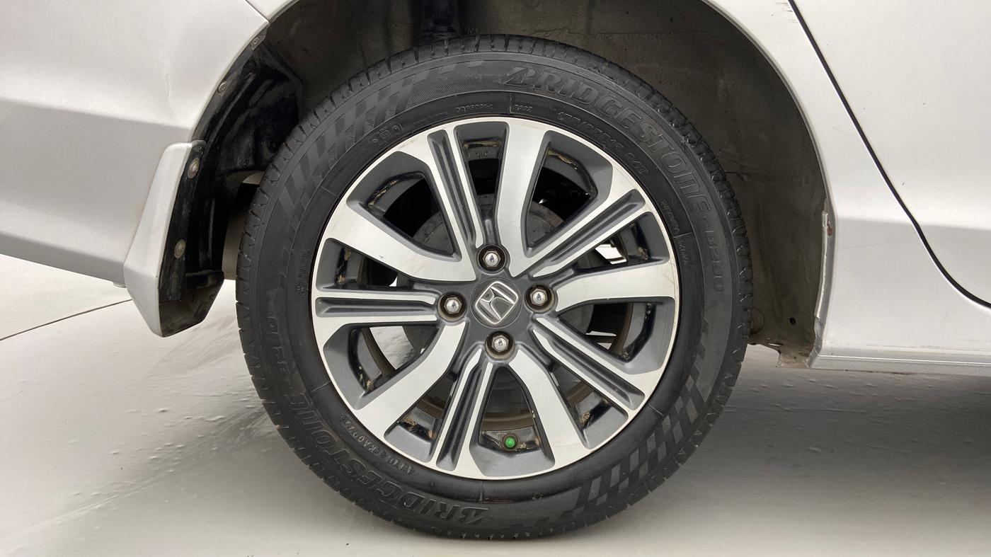 2017 Honda City 1.5L I-VTE V CVT, Petrol, Automatic, 74,123 km, Right Rear Wheel