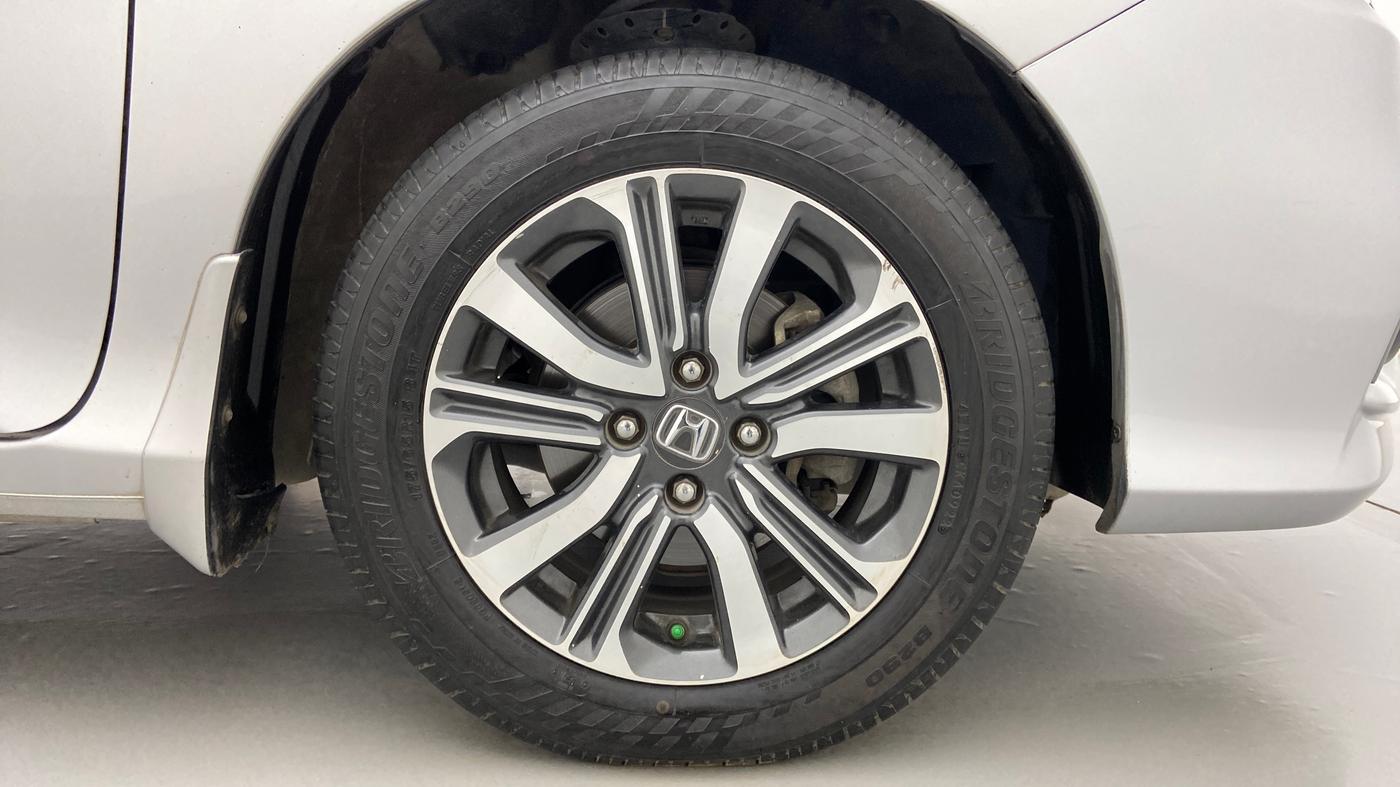 2017 Honda City 1.5L I-VTE V CVT, Petrol, Automatic, 74,123 km, Right Front Wheel