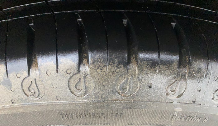 2017 Tata Tiago XZ PETROL, Petrol, Manual, 54,723 km, Left Rear Tyre Tread