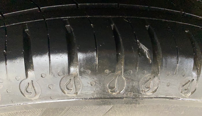 2017 Tata Tiago XZ PETROL, Petrol, Manual, 54,723 km, Right Rear Tyre Tread