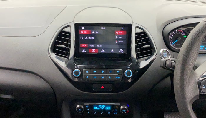 2021 Ford New Figo TITANIUM PLUS 1.2 PETROL AT, Petrol, Automatic, 25,579 km, Air Conditioner