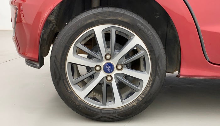 2021 Ford New Figo TITANIUM PLUS 1.2 PETROL AT, Petrol, Automatic, 25,579 km, Right Rear Wheel
