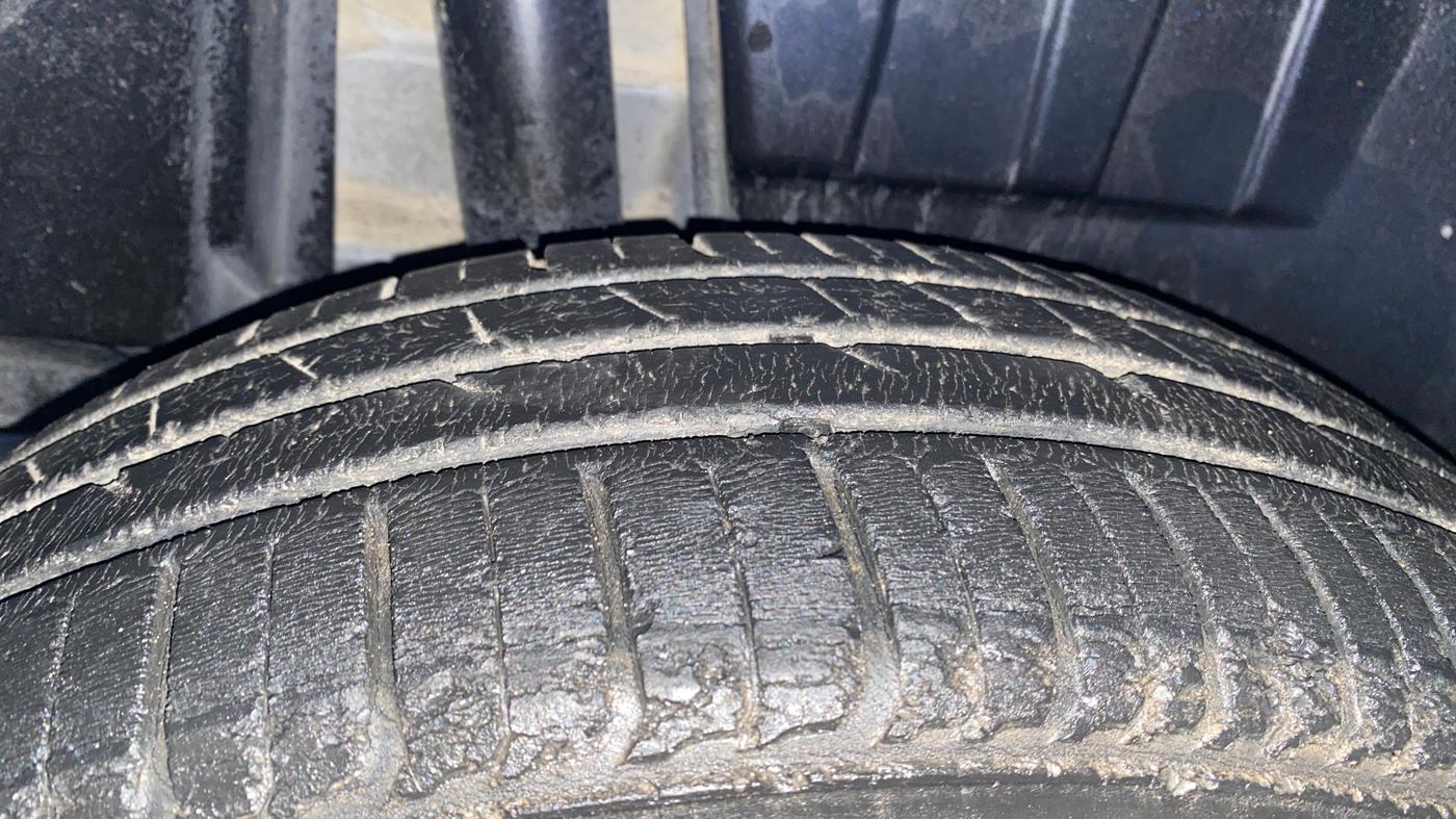 2017 Maruti Dzire ZXI PLUS, Petrol, Manual, 44,455 km, Right Rear Tyre Tread