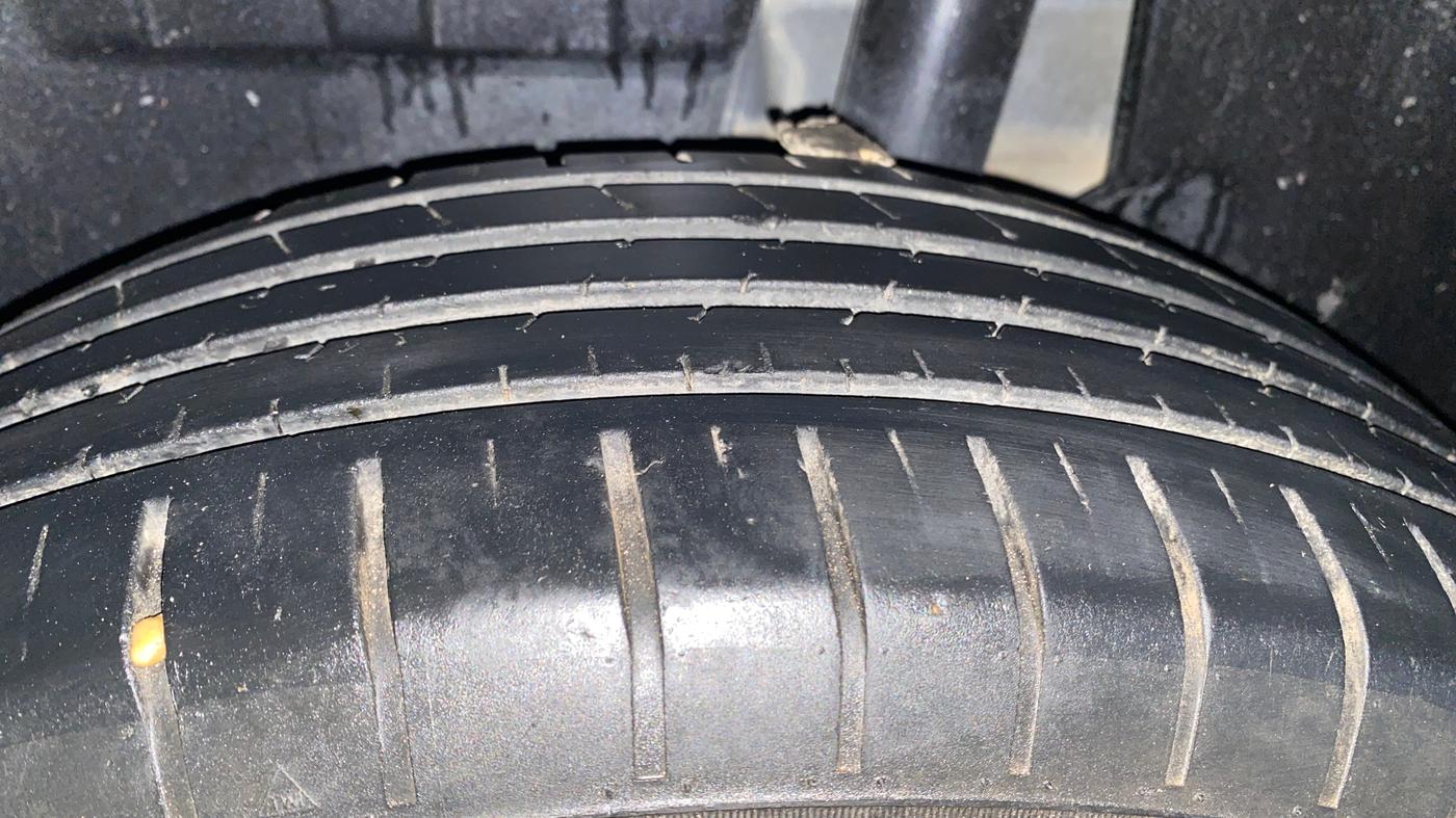 2017 Maruti Dzire ZXI PLUS, Petrol, Manual, 44,455 km, Left Rear Tyre Tread
