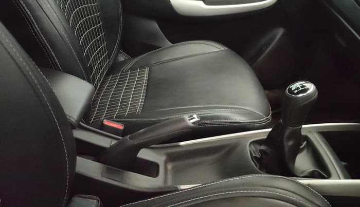 2016 Maruti Baleno ALPHA PETROL 1.2, Petrol, Manual, 45,490 km, Gear Lever