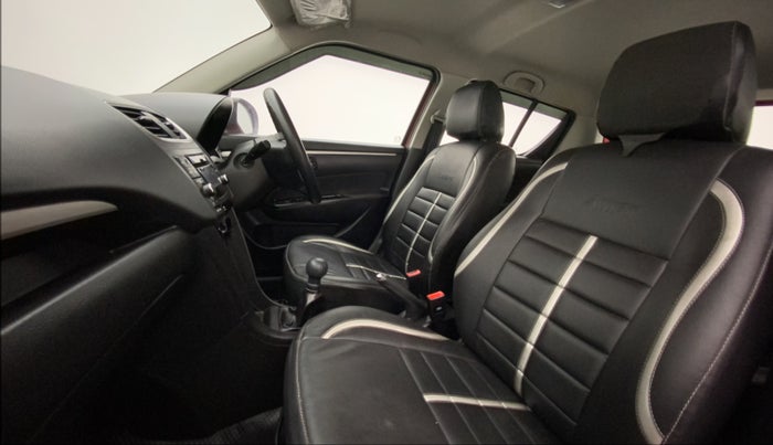 2016 Maruti Swift VXI, Petrol, Manual, 59,493 km, Right Side Front Door Cabin