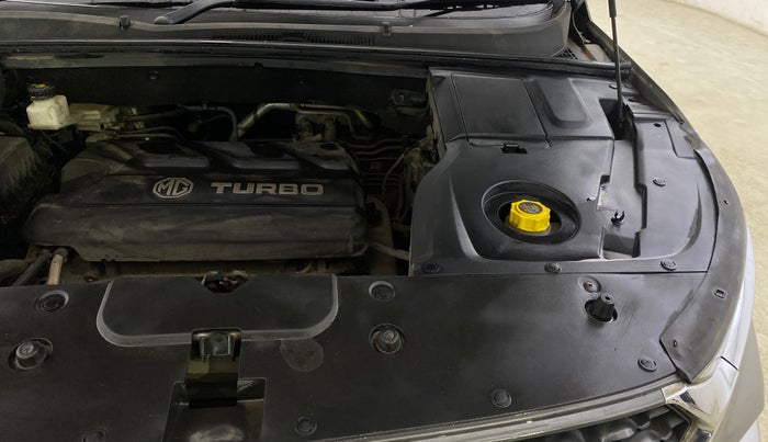 2019 MG HECTOR SHARP HYBRID 1.5 PETROL, Petrol, Manual, 72,811 km, Engine View - Left