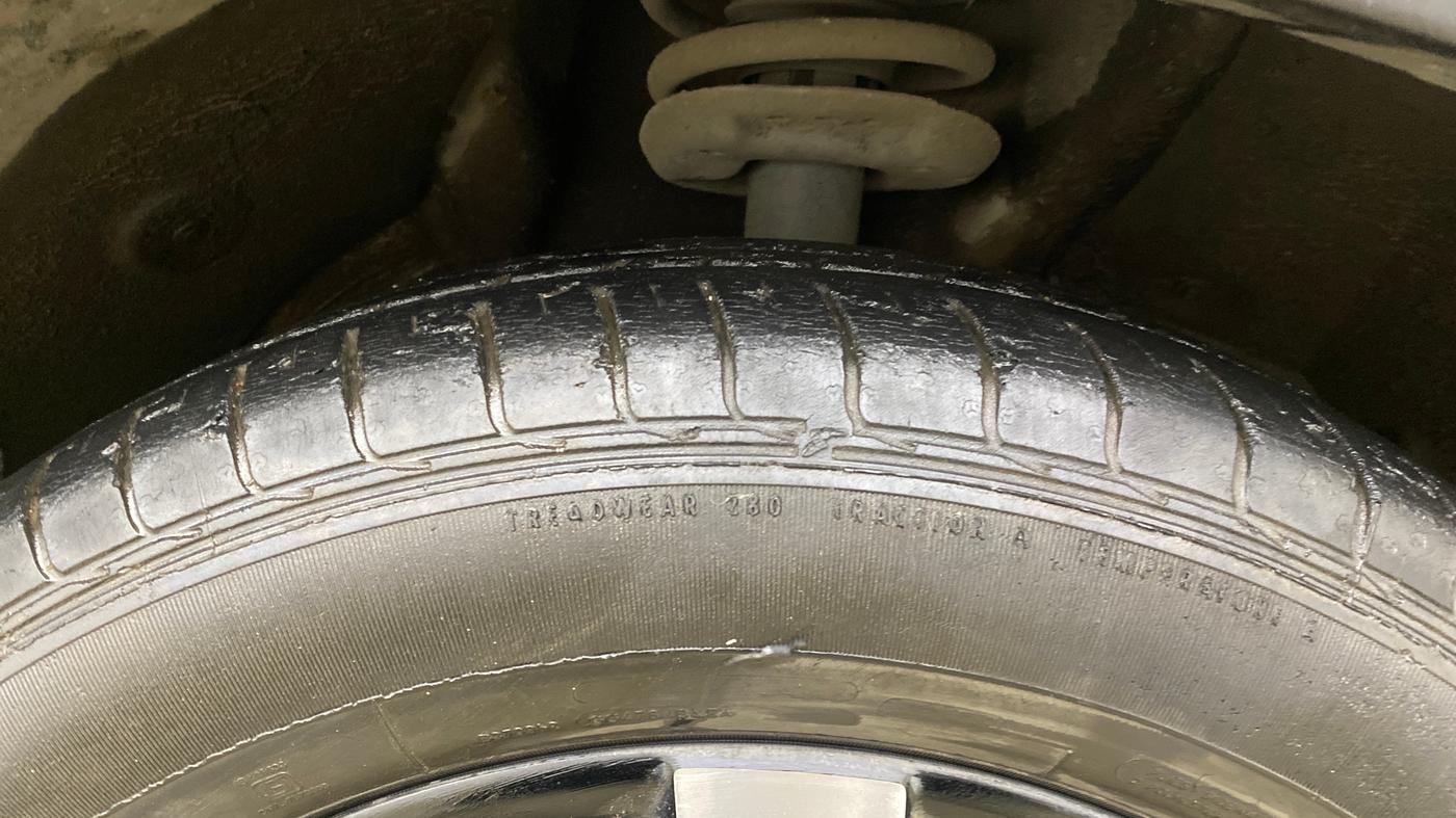 2019 MG HECTOR SHARP HYBRID 1.5 PETROL, Petrol, Manual, 72,811 km, Right Front Tyre Tread