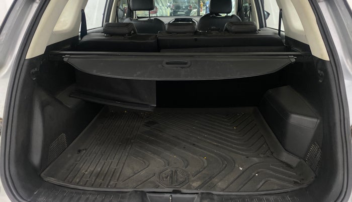 2019 MG HECTOR SHARP HYBRID 1.5 PETROL, Petrol, Manual, 72,811 km, Boot Inside