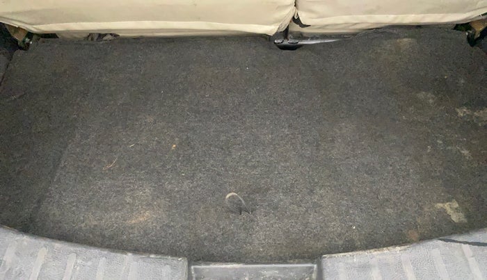 2014 Maruti Wagon R 1.0 VXI, Petrol, Manual, 1,33,861 km, Boot Inside