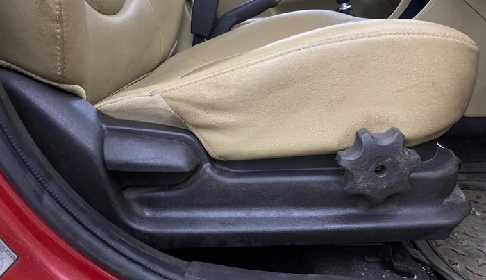 2015 Hyundai Verna FLUIDIC 4S 1.6 VTVT S(O), Petrol, Manual, 65,834 km, Driver Side Adjustment Panel