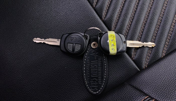 2019 Maruti Swift VXI, Petrol, Manual, 74,408 km, Key Close Up