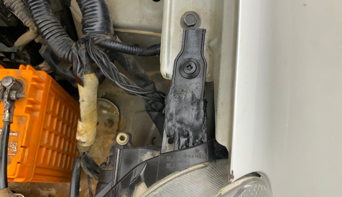 2016 Nissan Micra Active XL, Petrol, Manual, 46,014 km, Left headlight - Clamp has minor damage