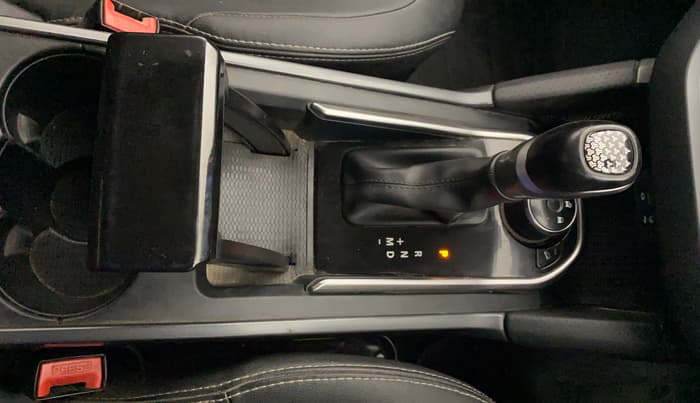 2020 Tata Harrier XZA PLUS 2.0L, Diesel, Automatic, 1,23,596 km, Gear Lever