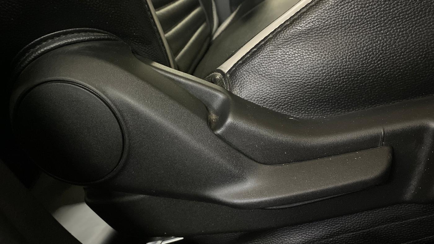 2021 Maruti Baleno SIGMA PETROL 1.2, Petrol, Manual, 18,121 km, Driver Side Adjustment Panel