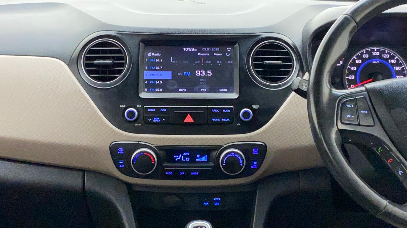 2017 Hyundai Grand i10 ASTA 1.2 KAPPA VTVT, Petrol, Manual, 72,254 km, Air Conditioner