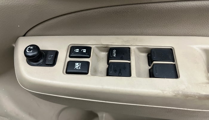 2018 Maruti Ciaz ALPHA 1.5 SHVS PETROL, Petrol, Manual, 66,246 km, Driver Side Door Panels Control