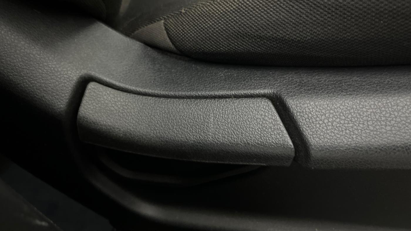 2021 Hyundai VENUE E 1.2, Petrol, Manual, 2,771 km, Driver Side Adjustment Panel