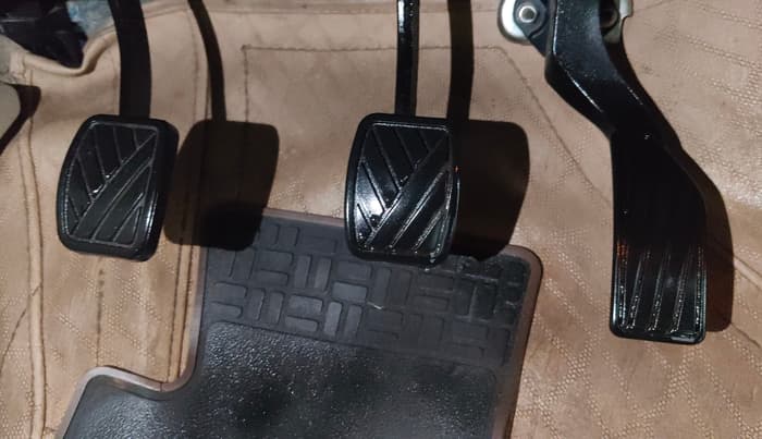 2019 Maruti Ciaz ALPHA 1.5 SHVS PETROL, Petrol, Manual, 42,107 km, Pedals