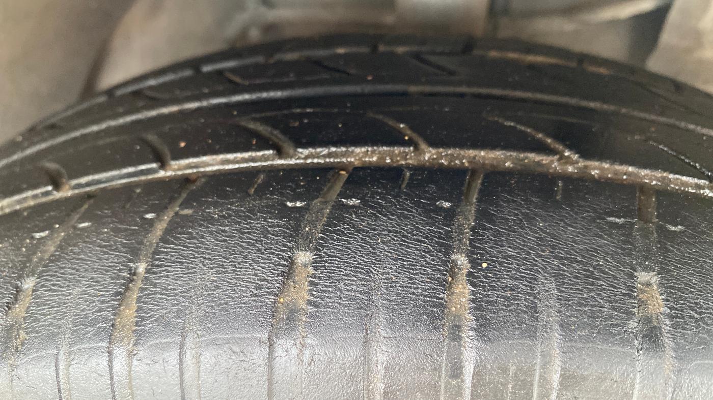 2015 Tata Zest XT PETROL, Petrol, Manual, 1,43,439 km, Right Front Tyre Tread