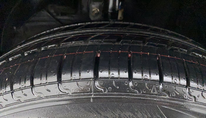 2021 Maruti Baleno DELTA PETROL 1.2, Petrol, Manual, 44,854 km, Left Front Tyre Tread