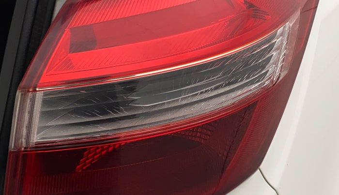 2017 Hyundai Creta SX 1.6 DIESEL, Diesel, Manual, 61,025 km, Right tail light - Minor damage