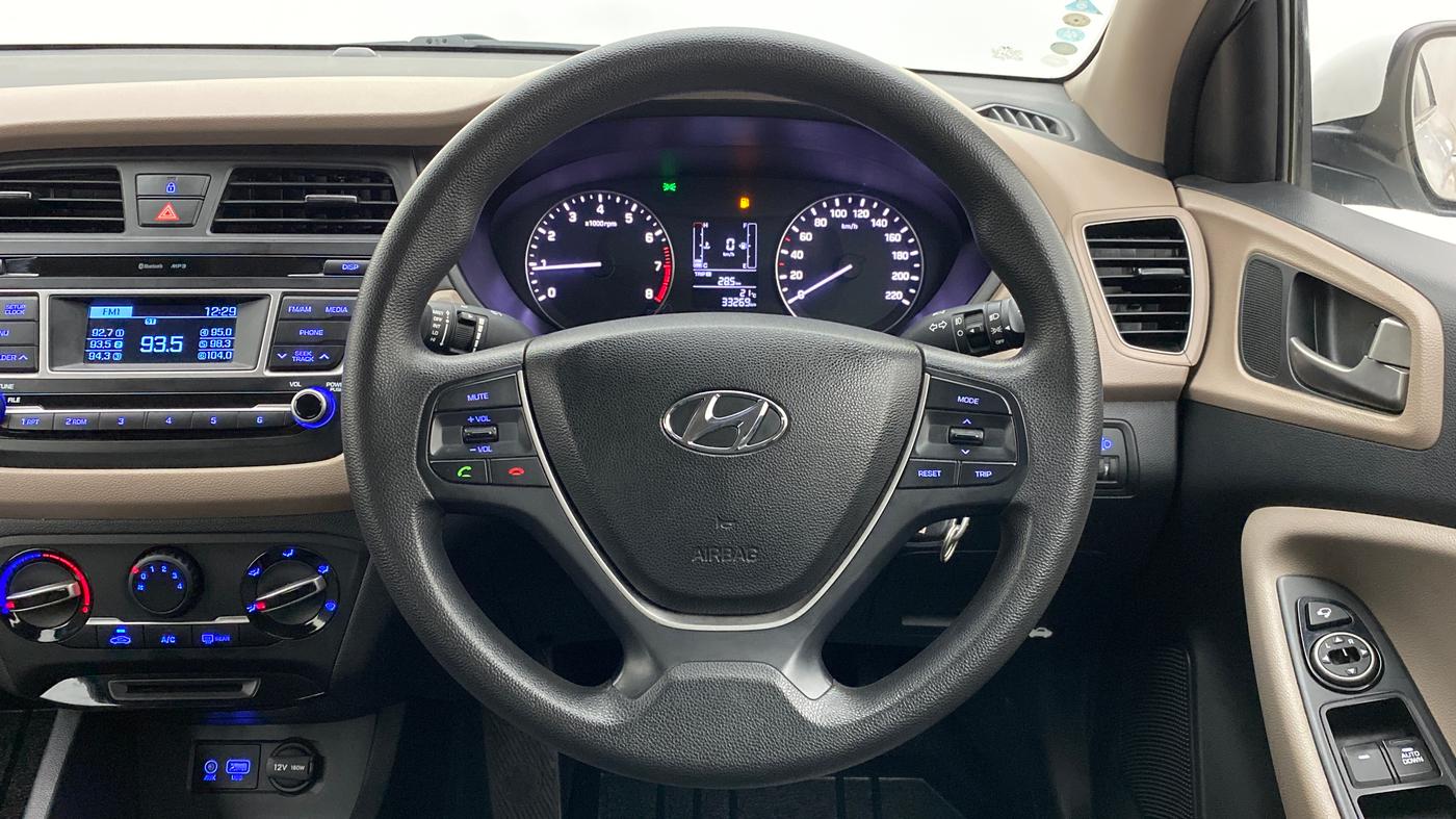 2017 Hyundai Elite i20 SPORTZ 1.2, Petrol, Manual, 33,269 km, Steering Wheel Close Up
