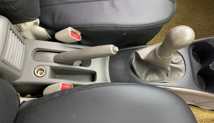 2013 Nissan Sunny XL DIESEL, Diesel, Manual, 1,02,155 km, Gear Lever