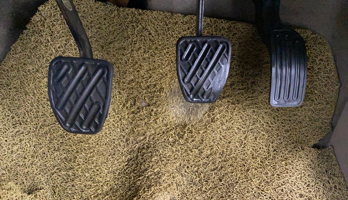 2013 Nissan Sunny XL DIESEL, Diesel, Manual, 1,02,155 km, Pedals