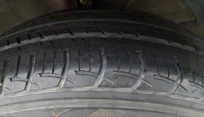 2016 Maruti Baleno DELTA 1.2 K12, Petrol, Manual, 24,022 km, Right Front Tyre Tread