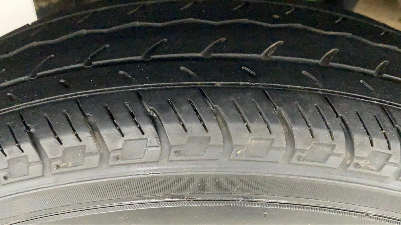 2018 Maruti Alto 800 LXI, Petrol, Manual, 46,076 km, Right Rear Tyre Tread