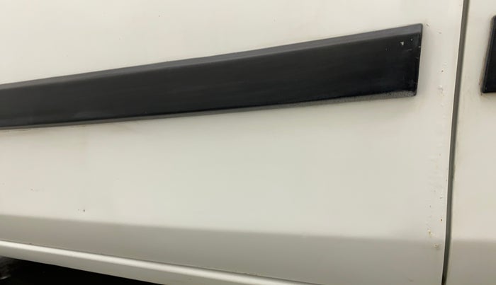 2018 Maruti Alto 800 LXI, Petrol, Manual, 46,076 km, Front passenger door - Paint has faded