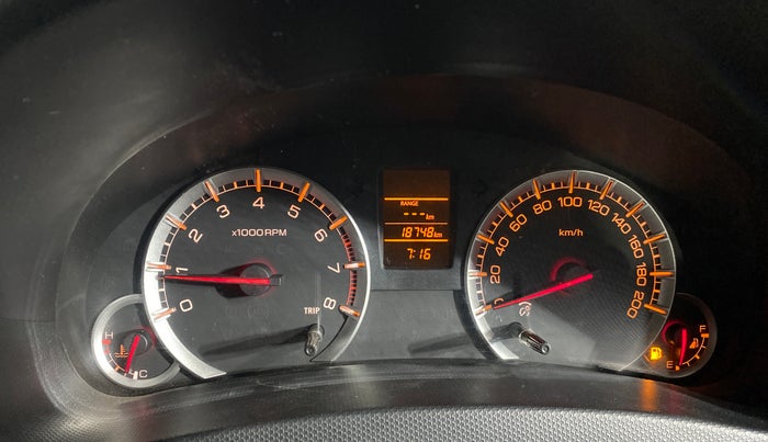 2014 Maruti Swift Dzire VXI, Petrol, Manual, 18,745 km, Odometer Image