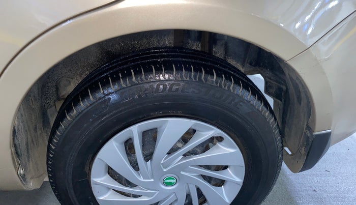 2014 Maruti Swift Dzire VXI, Petrol, Manual, 18,745 km, Left Rear Tyre Tread
