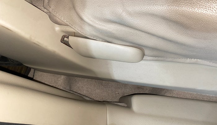 2014 Maruti Swift Dzire VXI, Petrol, Manual, 18,745 km, Driver Side Adjustment Panel